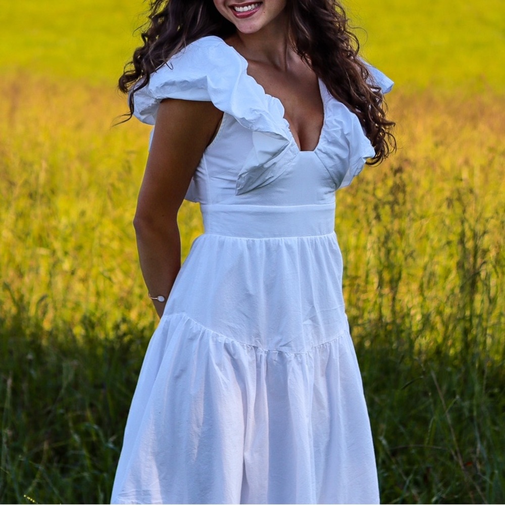 White maxi dress